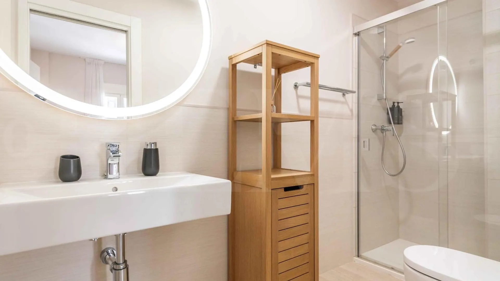 Exclusive Apartment In The Centre With Parking Rems Μάλαγα