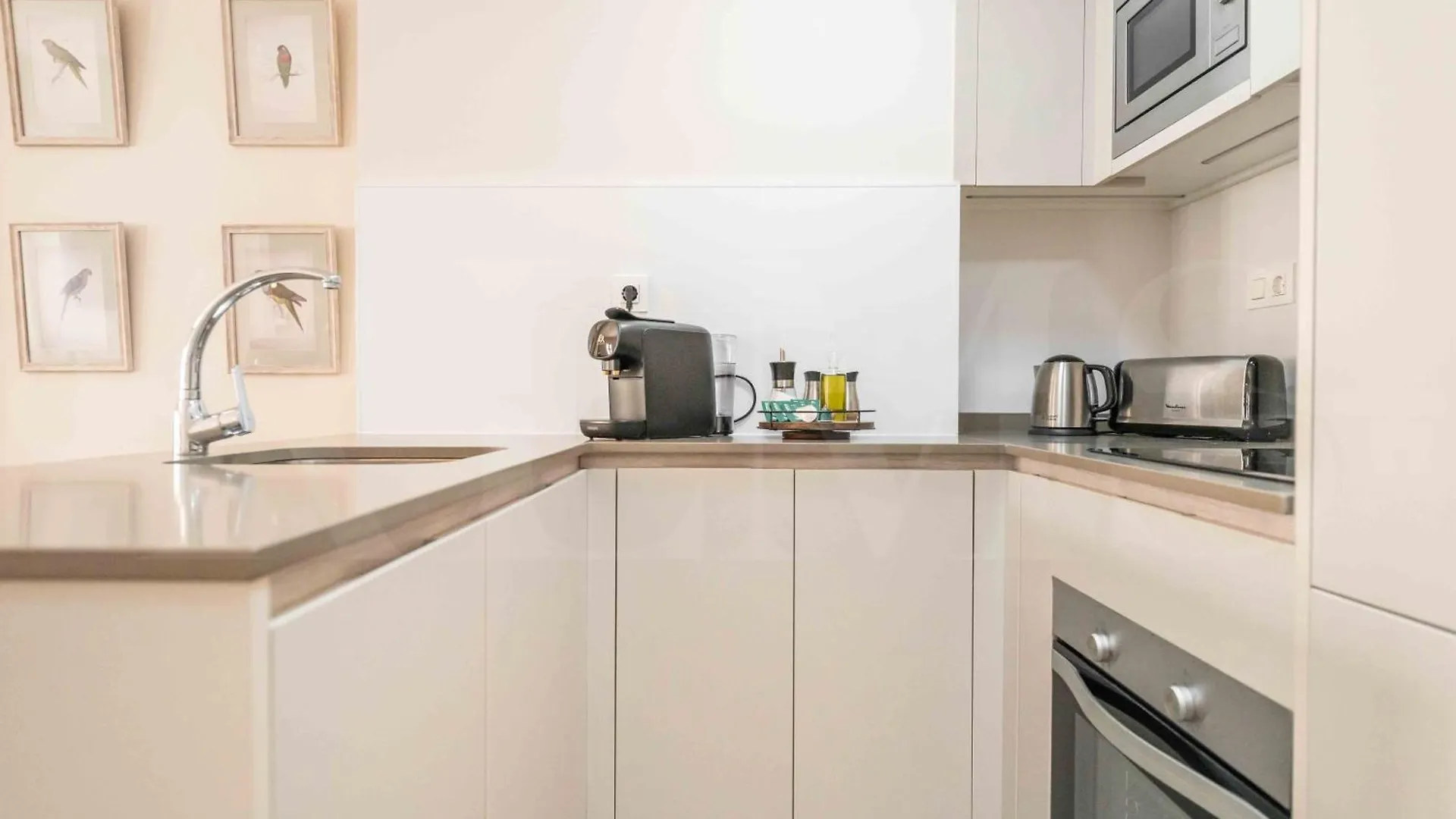 Exclusive Apartment In The Centre With Parking Rems Μάλαγα