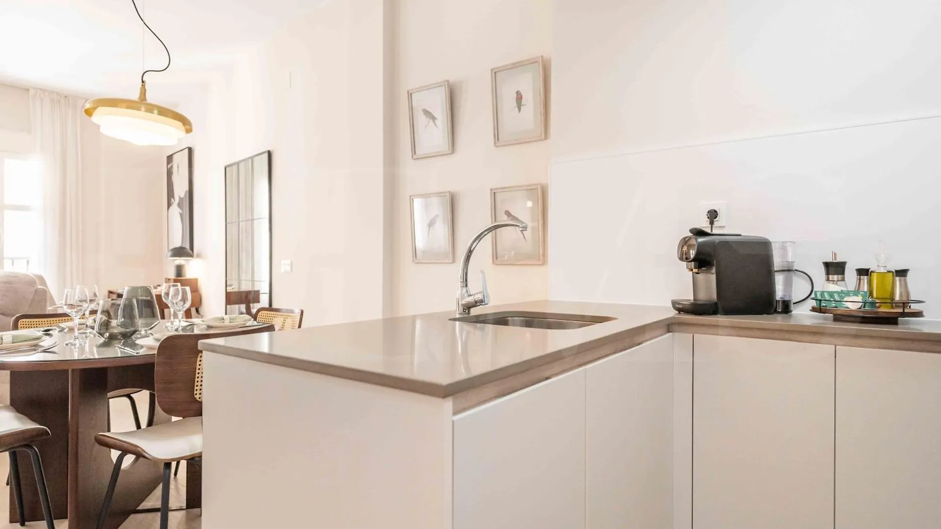 Exclusive Apartment In The Centre With Parking Rems Μάλαγα Ισπανία